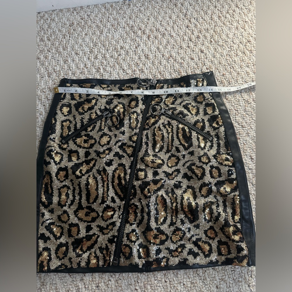 Wild Honey Gold and Black Sequin Mini Skirt size M - Picture 5 of 6